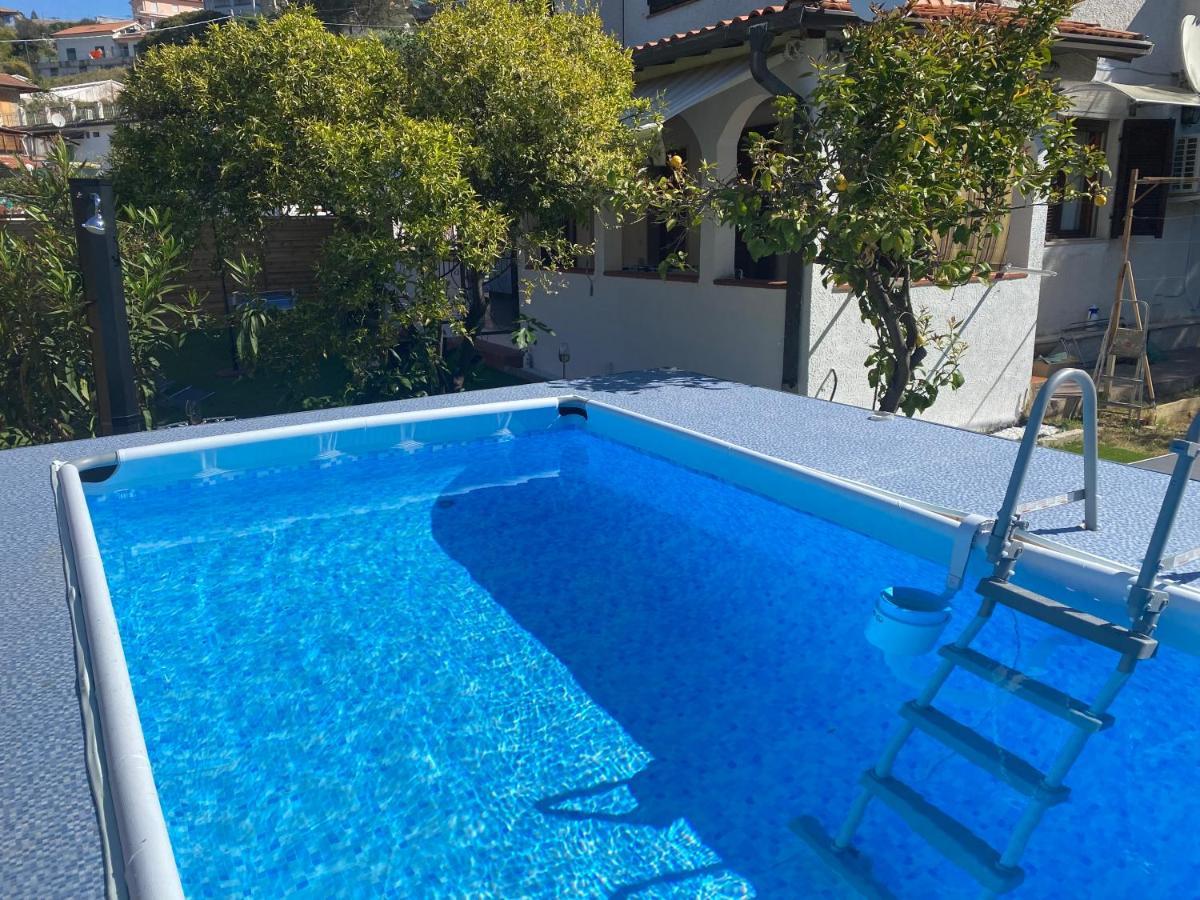 Villa Casa Del Sole: Relax & Charme Nella Riviera Ligure à Camporosso  Extérieur photo
